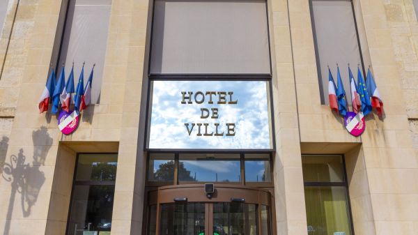 Municipales : 58% des Français souhaitent que leur maire se représente et soit réélu