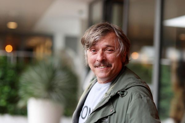 Insultes, humiliations, brimades... Les ex-compagnes de Pascal Demolon (Kaamelott) l'accusent