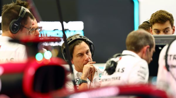 Verstappen? Russell? La décision de Mercedes bientôt