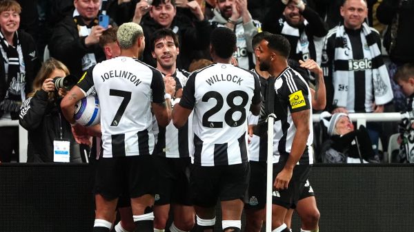 Presque une croix gammée: l'énorme bourde de Newcastle, qui utilise le funeste drapeau impérial japonais dans une vidéo promo