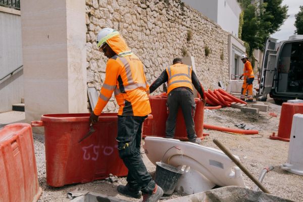 Canicule : « Au travail, notre attention diminue, le risque de se blesser avec les machines augmente aussi »