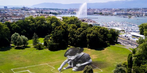 Parc La Grange: Découvrez la fresque de Saype à Genève pour l'Euro 2025
