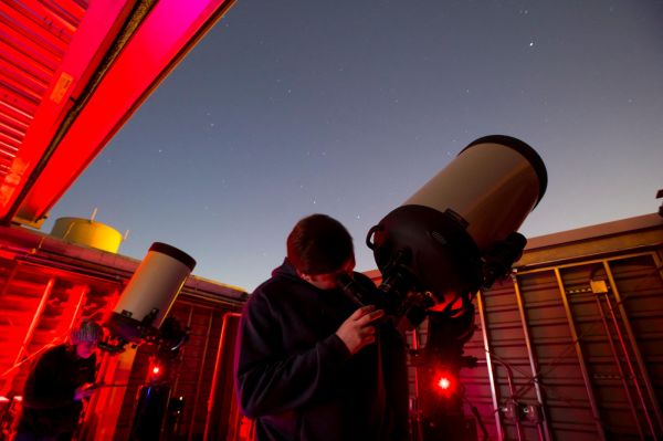 Une exoplanète découverte grâce à l'astronomie participative