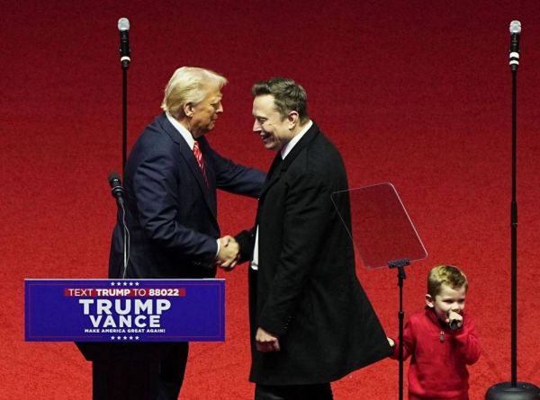 "Retourner chez lui en Afrique du Sud": quand Donald Trump menace Elon Musk d'expulsion