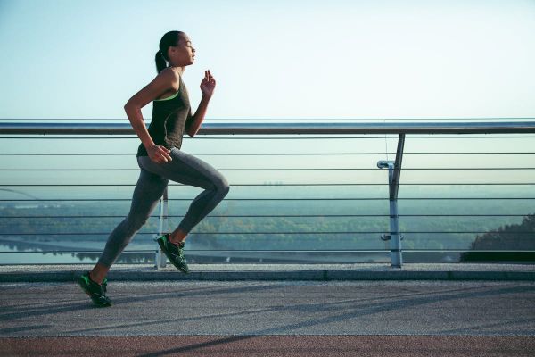 Faire plus d'exercice physique, la clé est peut-être de se coucher plus tôt