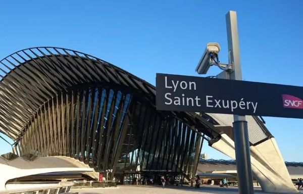 Grève des contrôleurs aériens : des perturbations à prévoir à l'aéroport Lyon Saint-Exupéry dès jeudi