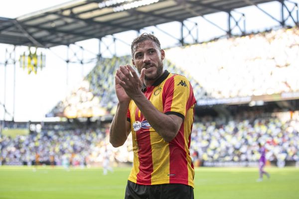 L'international algérien Youcef Belaïli menotté et embarqué après une altercation à Roissy ? Ce qui s'est passé