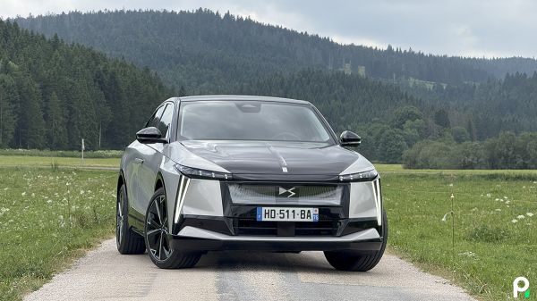 Essai de la DS N°8 : 750 km d'autonomie pour aller plus loin qu'en Tesla (ou en Audi)