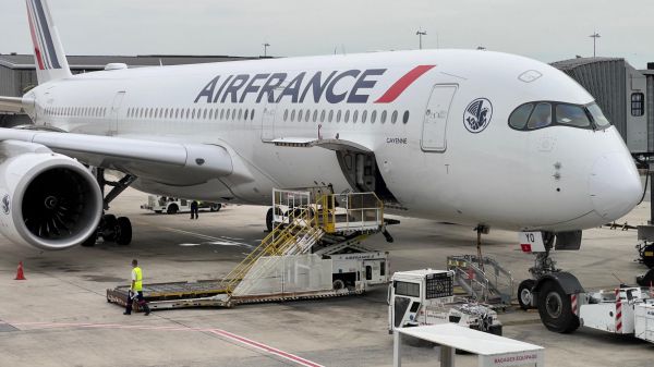 Avant la grève des contrôleurs aériens, cette phrase du ministre des Transports n'augure rien de bon
