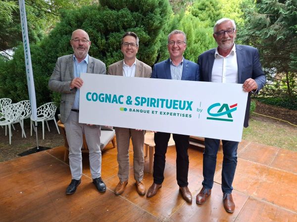 Les deux caisses régionales du Crédit Agricole unissent leurs forces pour soutenir la filière cognac