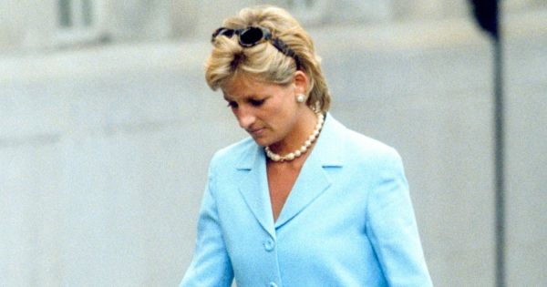 Ces lunettes de soleil que Lady Di adorait sont la nouvelle obsession des modeuses pour l'été