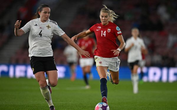 OL Lyonnes : Engen, Hegerberg et Wandeler lancent l'Euro avec Suisse - Norvège