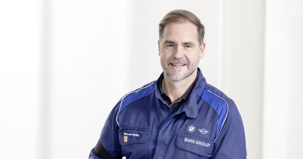 Entre le thermique et l'électrique, BMW se montre confiant, mais va jouer les équilibristes