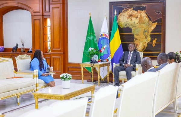 Gabon : Camélia Ntoutoume Leclercq fait le point au Chef de l’Etat