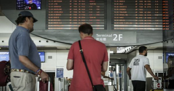 Transport. Grève de contrôleurs aériens : 40% des vols annulés dans les aéroports parisiens vendredi
