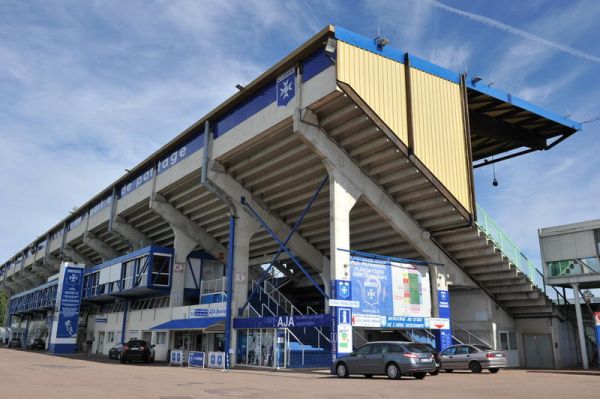 Canicule : un ouvrier meurt après un malaise sur un chantier dans le stade de l'AJ Auxerre