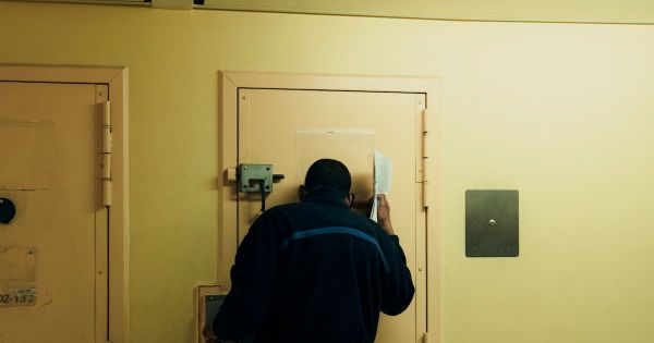 Surpopulation carcérale : «Plus de 5 000 nouveaux détenus par an, c'est une bombe»
