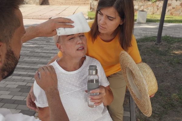 Hyperthermie : comment la reconnaître et réagir efficacement ?