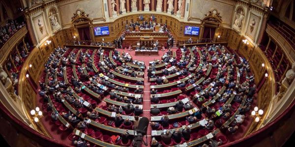 Fin de vie : le Sénat examinera la loi sur l'aide à mourir à partir du 7 octobre