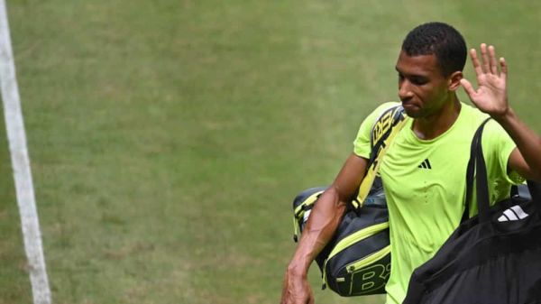 Wimbledon: Félix Auger-Aliassime voit son match s'arrêter au meilleur moment