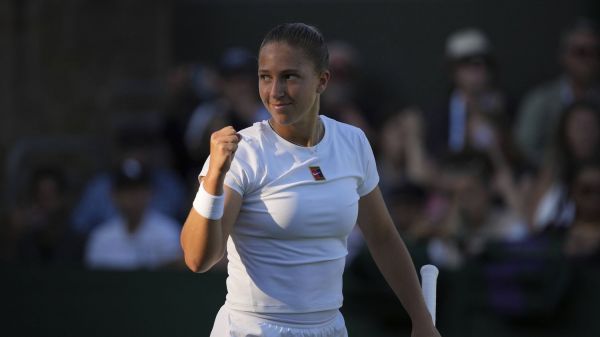 Wimbledon 2025 : "Je suis contente d'avoir réussi un match très sérieux et solide", se félicite la Française Diane Parry, tombeuse de la 12e mondiale