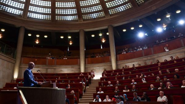 « 2 500 euros nets » pour quatre jours de travail par mois : le Cese étrillé dans un rapport parlementaire