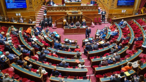 Fin de vie : les textes sur les soins palliatifs et l'aide à mourir examinés au Sénat à partir du 7 octobre