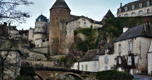 Télévision. "Village préféré des Français 2025” : on connaît le classement de Semur-en-Auxois