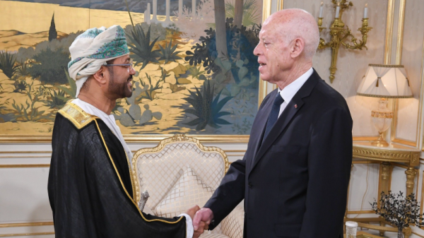 سعيّد يستقبل وزير خارجية سلطنة عمان