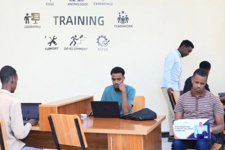 Former et insérer : l'OIT expérimente un modèle d'emploi durable en Éthiopie
