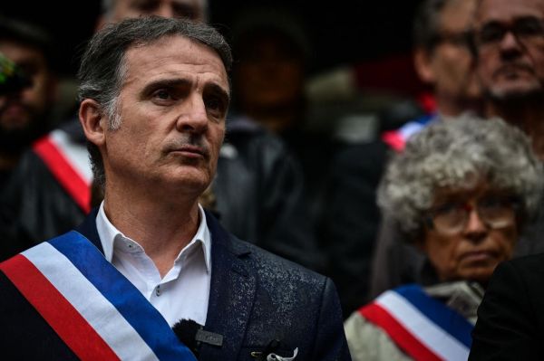 Municipales 2026 : à Grenoble, l'incertitude après l'ère Piolle