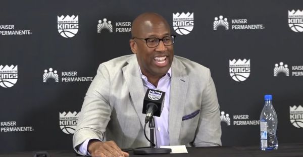 Les Knicks ont choisi Mike Brown