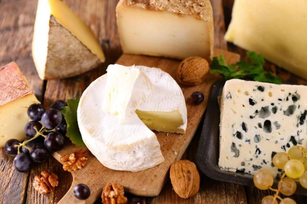 Macron à Roquefort : testez vos connaissances sur les fromages avec notre quiz