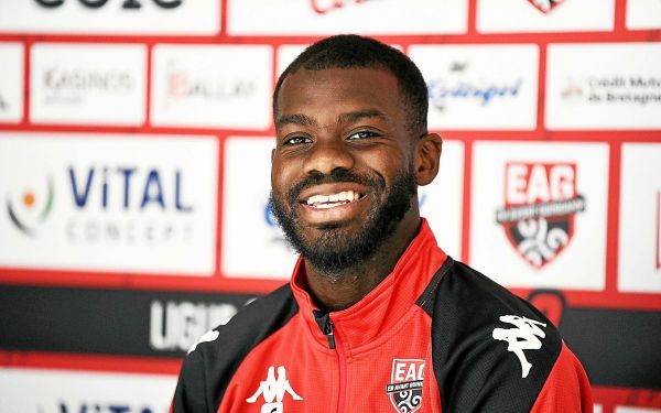 Trois choses à savoir sur Darly N'Landu, le nouveau milieu de terrain d'En Avant Guingamp