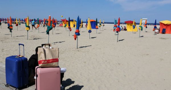 Tourisme. En bord de plage, connecté et pas cher : quel est le logement idéal des Français pour les vacances ?