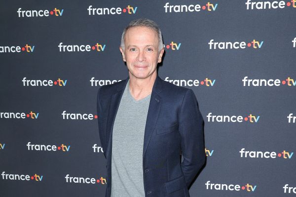 Samuel Étienne et "Questions pour un champion" : nouveau rebondissement, des députés s'en mêlent et crient au scandale