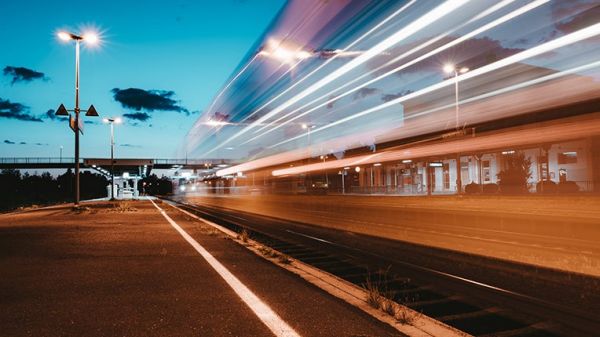 Le train, cest cher, mais toujours moins que lavion
