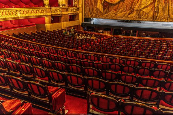 Beyrouth, ville fatale : un voyage poétique et brûlant dans l'histoire libanaise à La Folie Théâtre