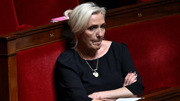 "Rien de critiquable": Marine Le Pen réagit à la rencontre entre Jordan Bardella et Nicolas Sarkozy