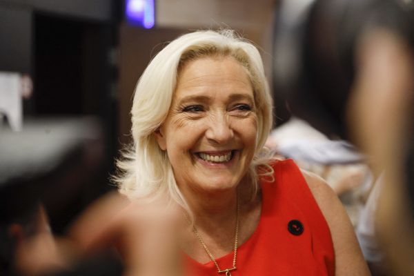 Parlement européen : 4,3 millions d'euros auraient été détournés par le RN et ses alliés, selon une enquête du Monde