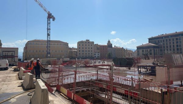 Canicule : le Ministère du Travail appelle les employeurs à renforcer la prévention en entreprise