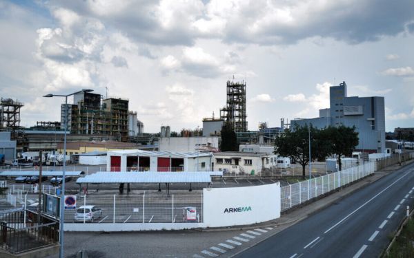 Contrôles renforcés et baisse des rejets en PFAS, l'État poursuit sa surveillance au sud de Lyon