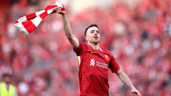 Le footballeur Diogo Jota, joueur de Liverpool, et son son frère, décèdent dans un tragique accident de la route