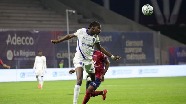 Troyes : trois clubs de L1 sur Junior Diaz !