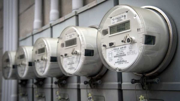 Hydro-Québec réinvestit près de 1,4 G$ dans les compteurs «intelligents»