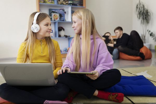 Paris : bientôt un Pass Ados pour les loisirs des jeunes collégiens de la capitale