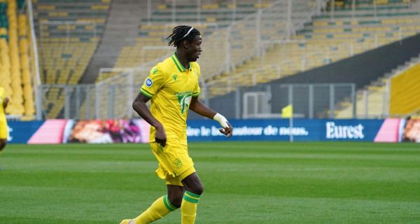 National : Valenciennes enchaîne, Sbaï file au FCVB, Paris déchaîné... (off)