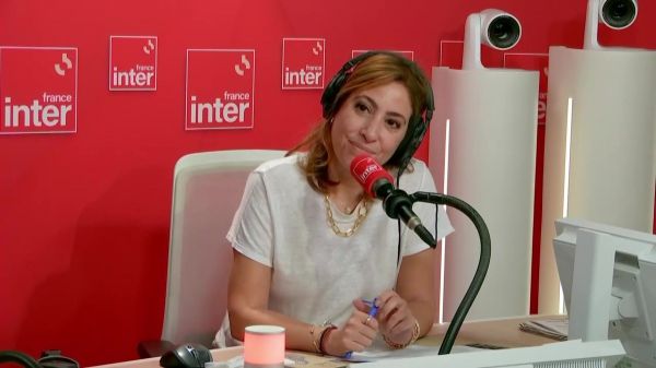Léa Salamé au 20H : "Ça fait la menteuse !"... sur France Inter, on lui tire les vers du nez en direct avant qu'elle parte