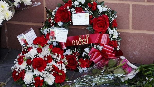 Mort de Diogo Jota : le monde du football sous le choc après la disparition de l'international portugais