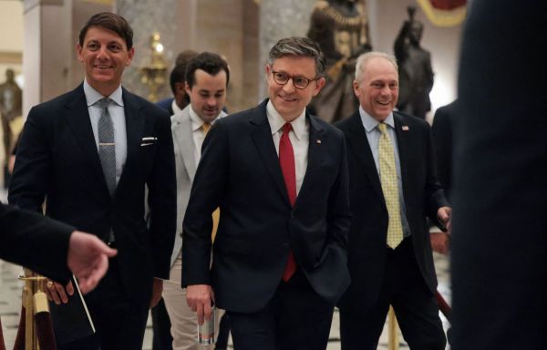 Le  projet de loi budgétaire de Trump franchit une étape cruciale en vue de son adoption